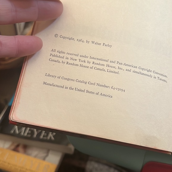 Books - Picture 7 of 7